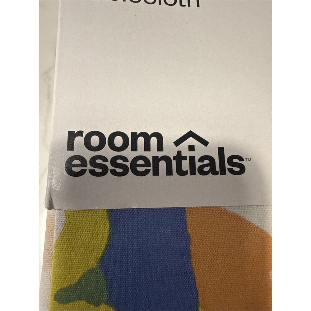 Target Room Essentials Floral Pattern Rectangular Tablecloth 60" x 104" New - Picture 3 of 6